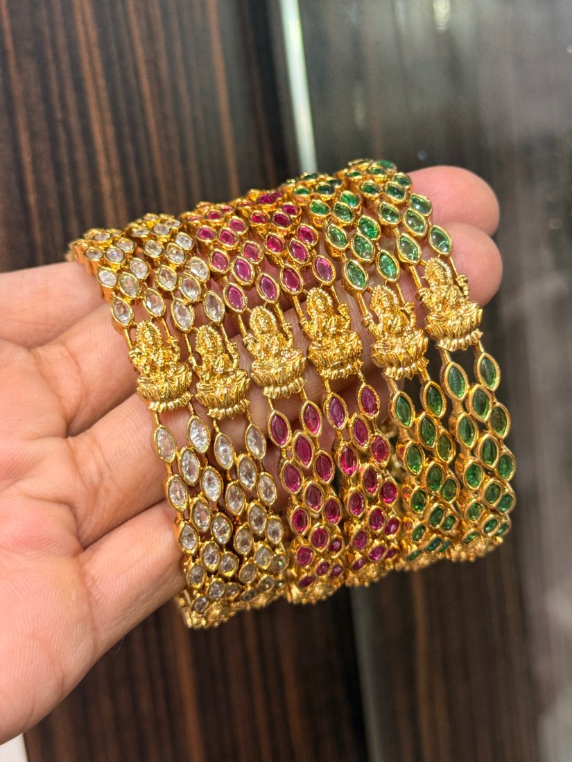 BANGLES